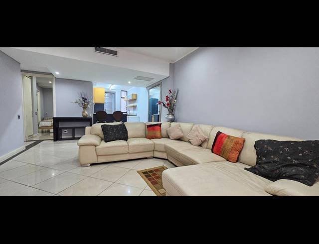 2 BEDROOM APARTMENT FOR SALE IN UMHLANGA RIDGE